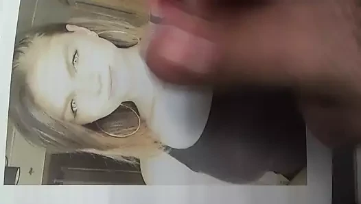 Jeje8'e övgü