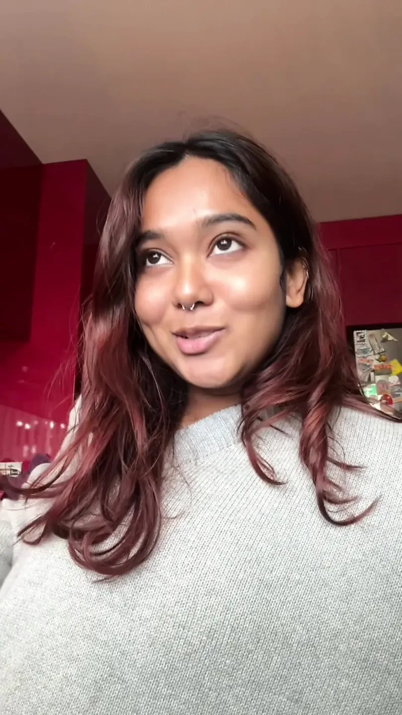 Petite Desi Mia Z does edging challenge and squirts