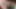 Elena, seksi esmer hatun seksi ayaklarını ovuyor