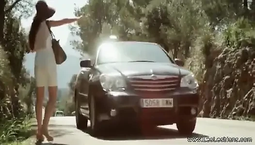 Arabada tutkulu lezbiyen aşk