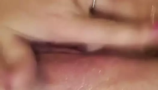 Yaşları squirty ve ıslak olmuştur