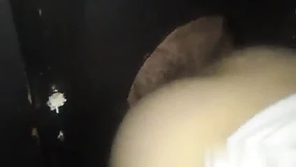 Gloryhole'da iki Creampies.