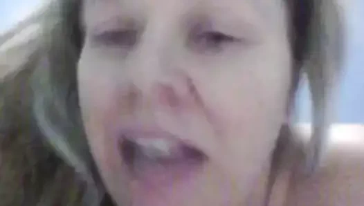 Sexyblomde adele şarkısını söylüyor