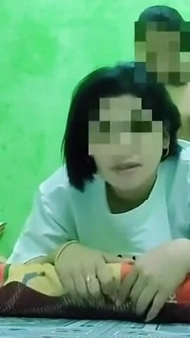 Stunning moment from "Jistok - Habis mudik, janda minta croot di dalam"