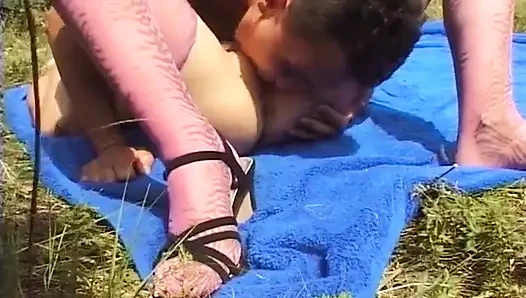 Yarak emmeyi bilen sevimli Alman genç kız
