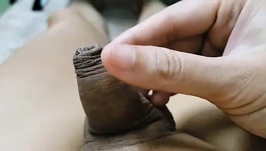 Yakın çekim yarak mastürbasyonu ve boşalma