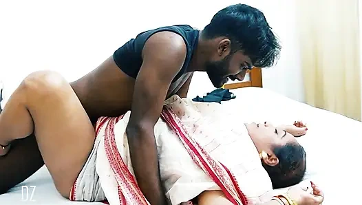 Üvey Anne Kırmızı Elle Yakalandı Ve Desi Tarzında Sikildi