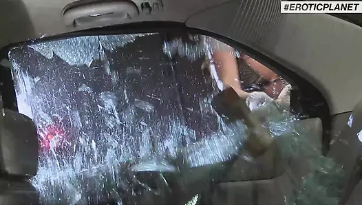 Bikinili savaşçılar - tamircide seks