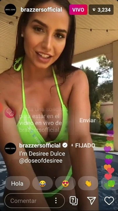 Es actriz de peliculas de adultos