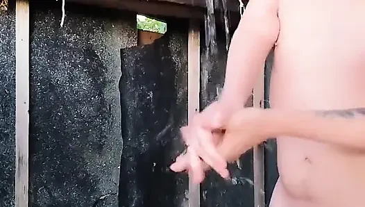Seksi Tanya açık Havada Çamaşır Yıkıyorum