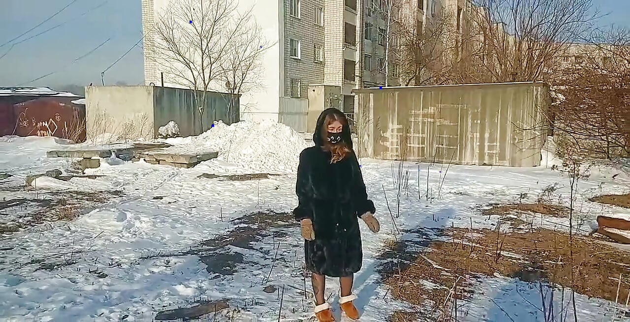 Kış geldi! Bu da demektir ki kürk mantoyla yürüme zamanı geldi!