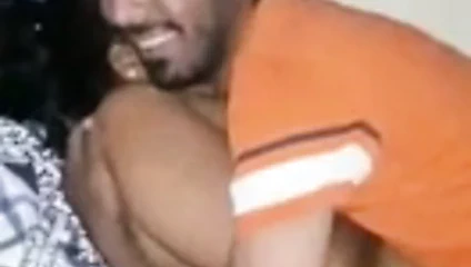 Hint sıcak aunty becerdin tarafından genç oğlan