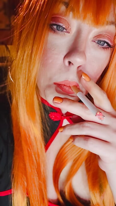 Pumpkin Spice And Everything Nice! Tina Snua Smokes 1 Cork Cigarette - Smoking Smoker Halloween