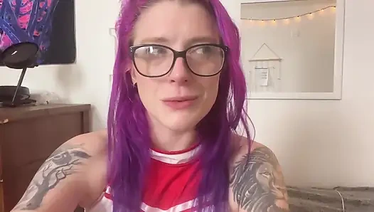 Amigo kız pozisyon için osuruyor