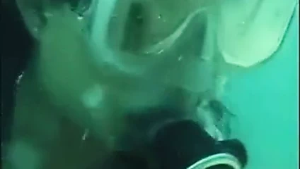 Tüplü esmer emmeyi bilir