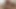 Kuzgun wylde bir footjob, oral seks ve handjob verir