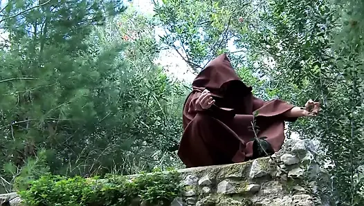 Küçük memeli ateşli hatun sert sikiliyor