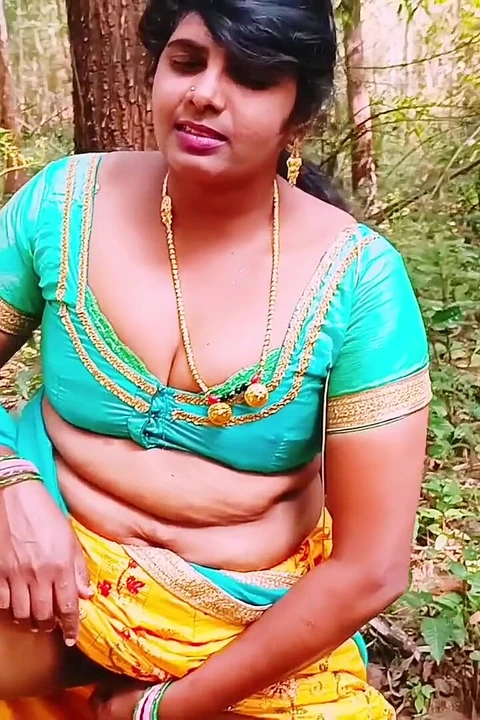 Outdoor Jungle Sex. Desi Bhabi Fucking Husbend's Small Brother Big Dick in Forest. Telugu Dirty Talks.