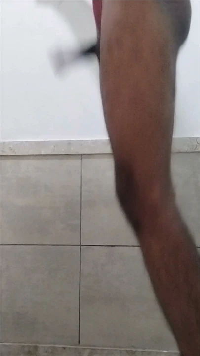 Kontrolsüz büyük sik dans ediyor