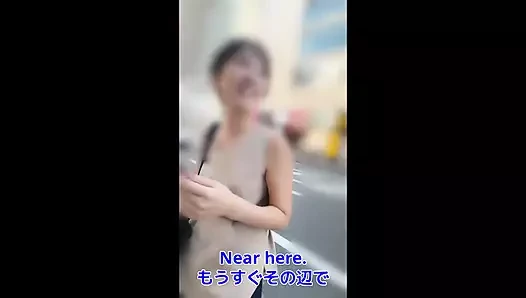 Kadın mastürbasyonu şehirde yakalandı. Hemen sokmana izin veren en iyi amcık #323