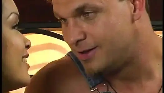 Chica Boom'lu Daisy'den film akışı