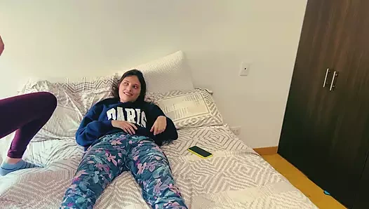 Sikişmemesi umurumda değil, lezbiyen amını emmek istiyorum!