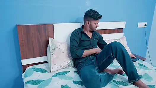Indian horny girl came to her friend's house to satisfied her big pussy