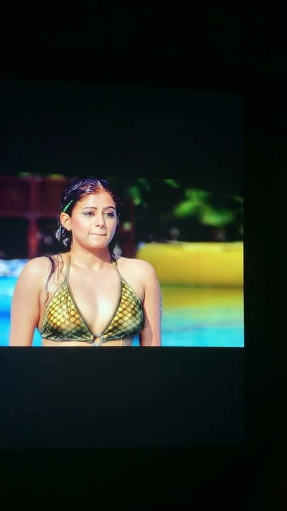 Dusky kaltak priyamani inilti boşalmak haraç 1