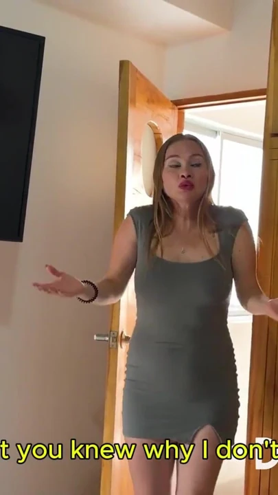 Aynı gün kız arkadaşımı ve üvey kızını götten siktim. | Klip 3