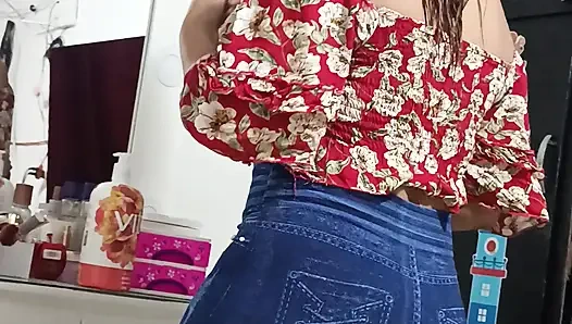 Keilimar heyecanlı çünkü sikişmek için en iyi arkadaşıyla çıkıyor