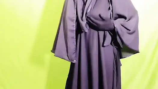 Güzel amena yenge içeride burqa ve tesettürlü seks yapıyor