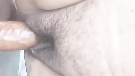 Bhabhi ko Candom laga kar choda