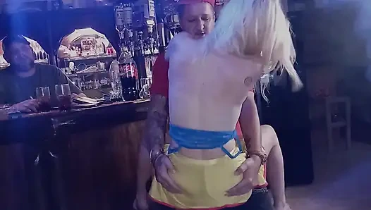 Cosplay'i seven üvey kızla sapık eğlencesi