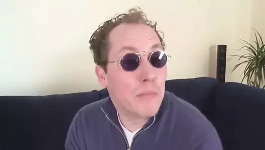 Olgun sarışın salope baise anal