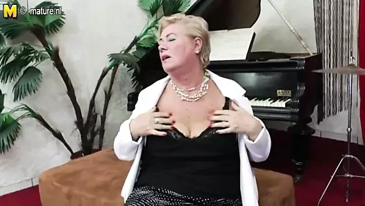 Kirli büyükanne sert horoz rüya