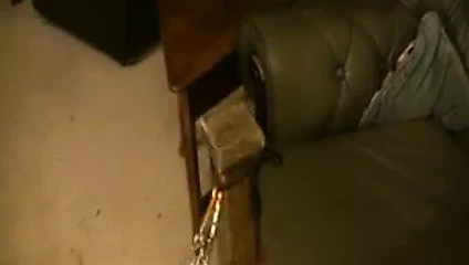 İtaatkar masa bacaklarına bağlı bölüm 3