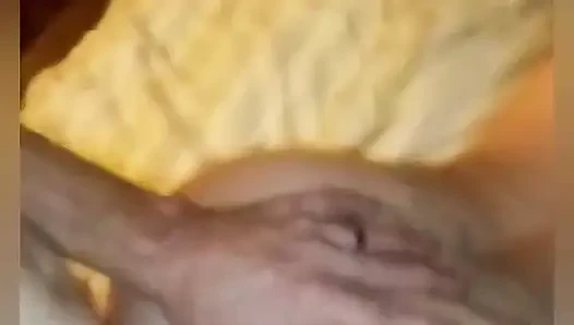 Evli kadın arkadan seviyor