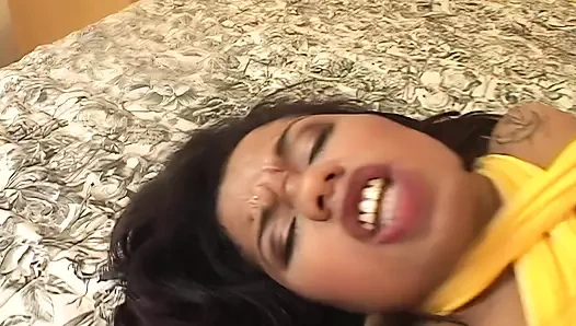 Büyük ğöğüslü bebek seks için işe alındı