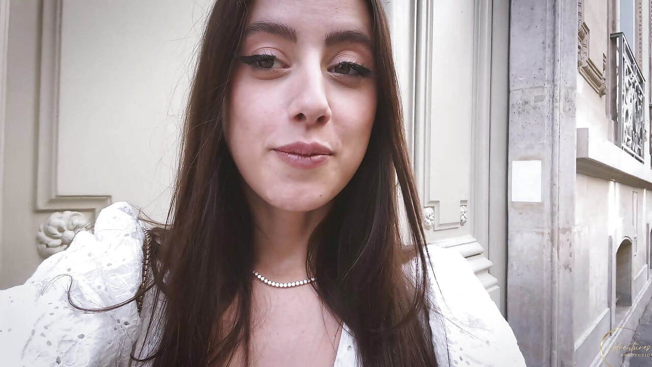 Hellolimoon, Gael Braga ile Paris'i ve daha fazlasını keşfediyor
