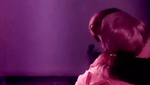 göğüslü morgan'ı uyandırmaya çalışıyorum (1970'ler vintage)