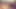 Seksi kız bacaklarını geniş açıyor ve bu konuda utangaç değil