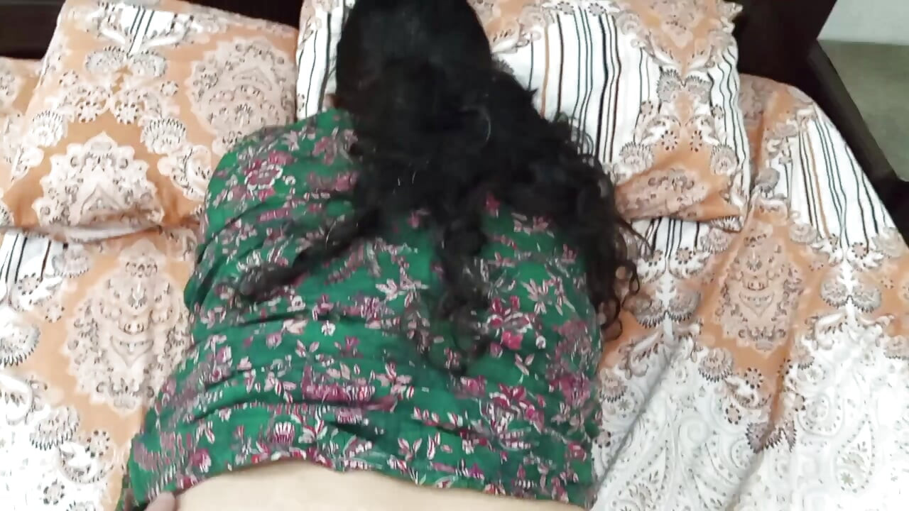 Desi Hintli Karım Beni Tamamen Şaşırttı