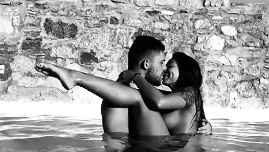 Sevimli asyalı kız rus adam seksi sıcak aşıklar tatil öpücük