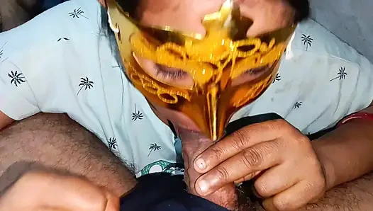 Seksi neha yenge ağzına boşalmak için büyük yarak emiyor luckyboy ravi ile tüm boşalma derleme videosu