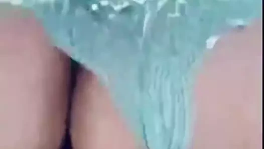 Sıcak twerk derlemesi ve seksi mu için bir yapay penis üzerinde binmek