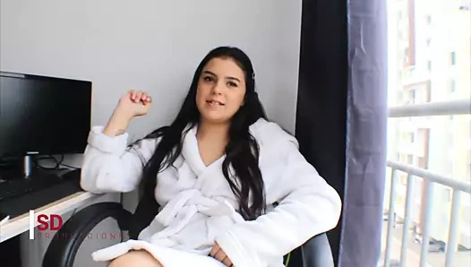 Üvey kardeşim tüm üniversiteye lezbiyen olmadığını gösteriyor - melanie caceres - milan (el garfield) - porn in spani