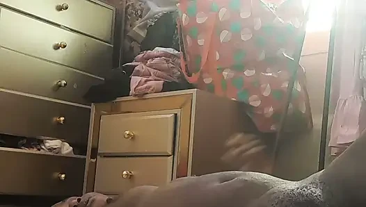 How I secretly masterbate