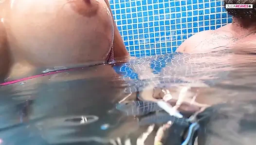 Büyük yarağını götüme sok; Anal sekse bayılıyorum