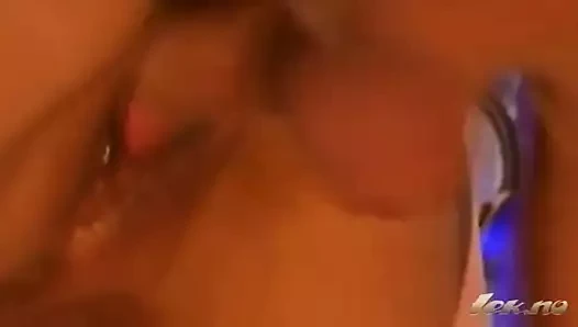 Sıcak civciv sikikleri the adam ve çaldı onun para