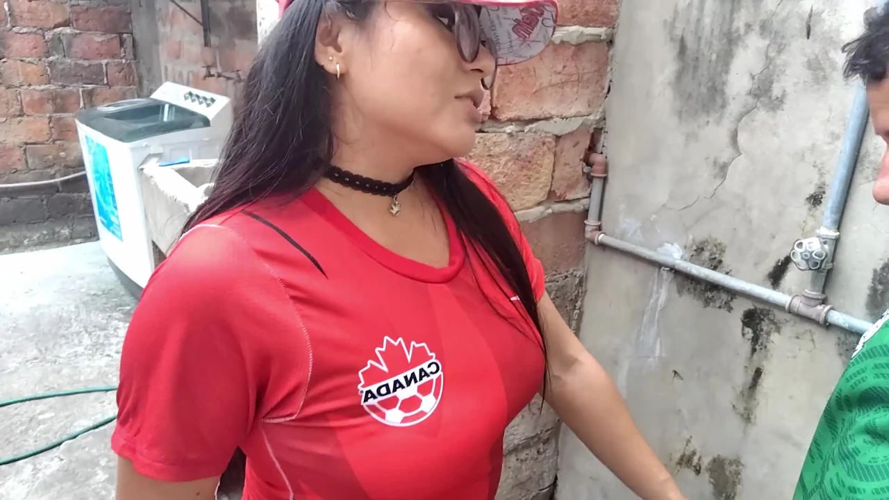 Long live Mexico!! That’s how I fucked a beautiful Canadian woman at home. She does home repairs.